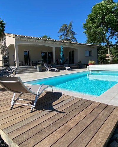 destination-ardeche-hebergement-02-vacances-mer-montagnes.jpg