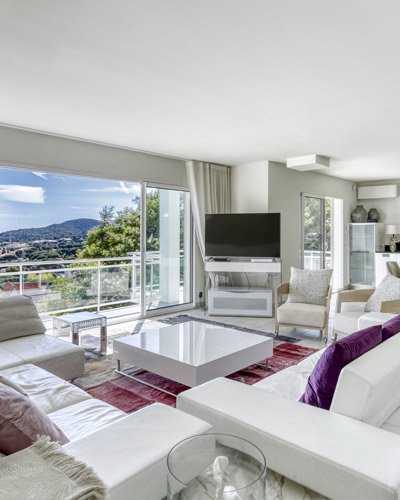 hebergement-var-01-vacances-mer-motagnes.jpg